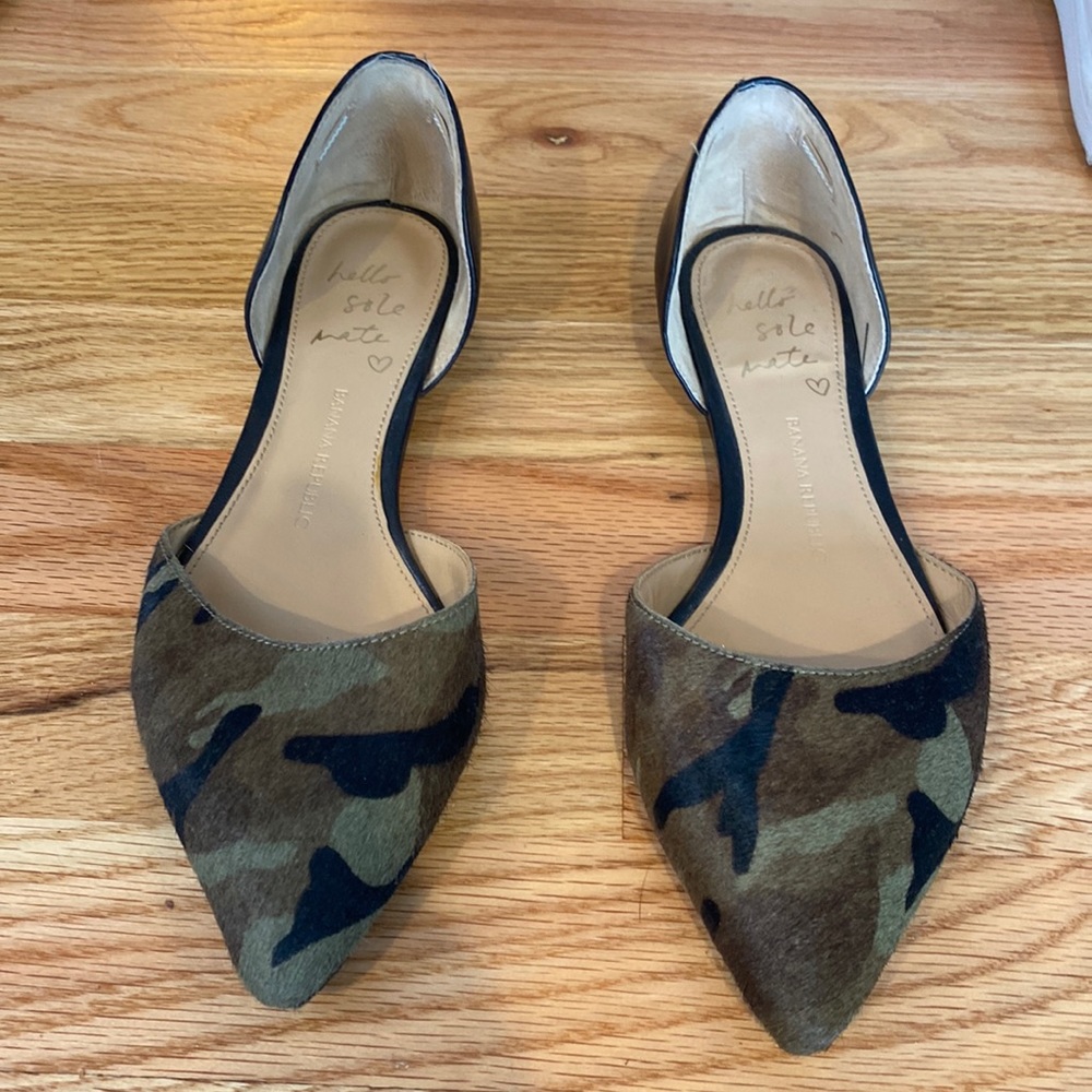 Banana Republic flats